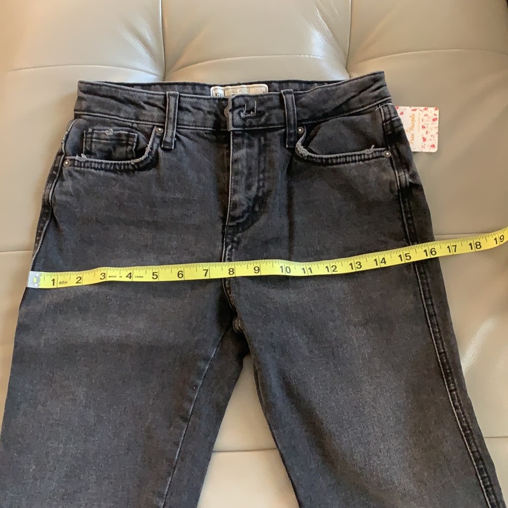 Free People Women’s Clean Girlfriend Jeans - Picture 11 of 11